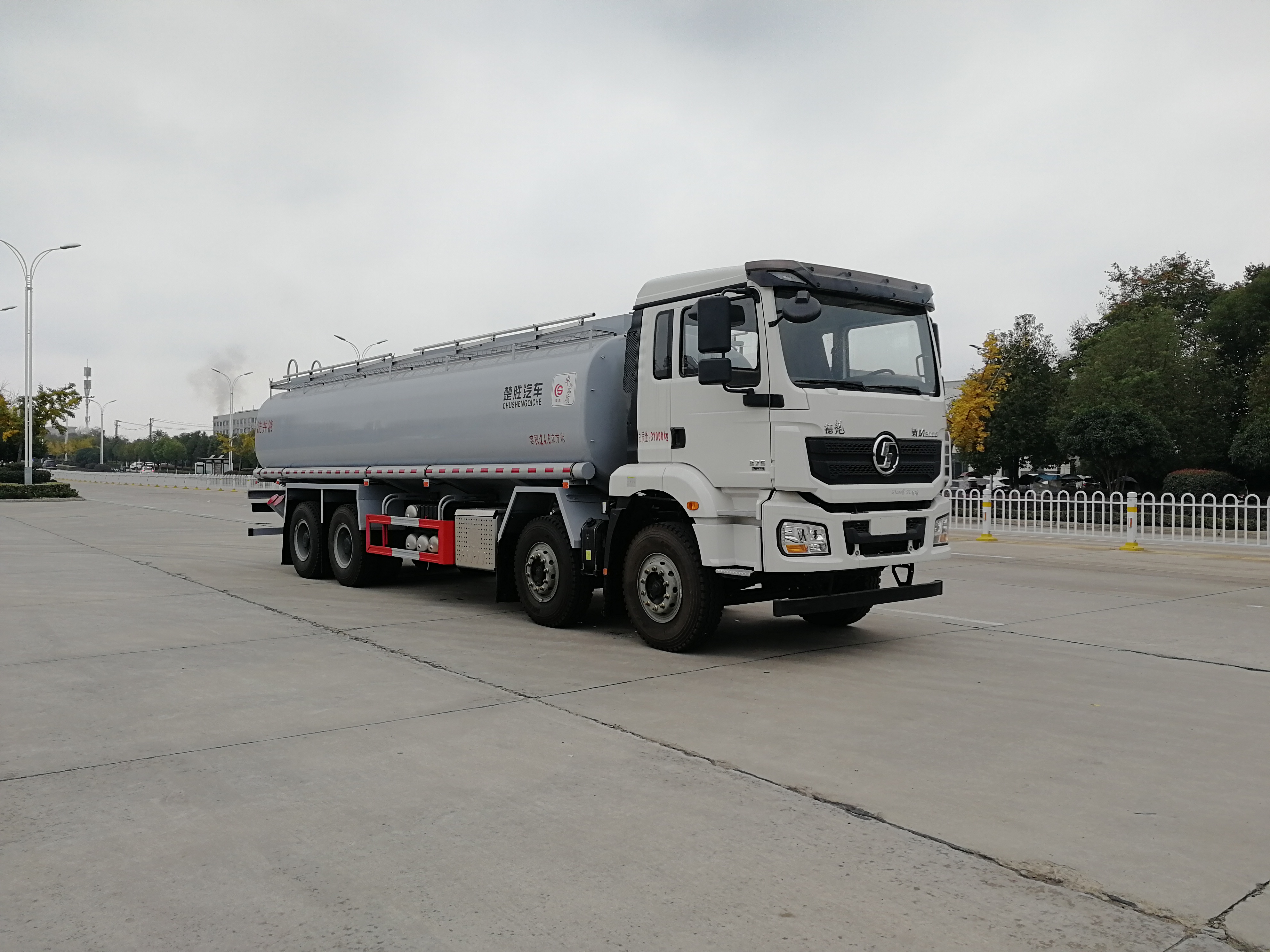 供液車，供液車廠家，專用車廠家，楚勝集團